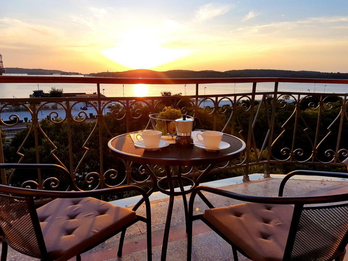 App Obrovac In The Centre - With Amazing Sea View! Apartment Pula Exterior photo